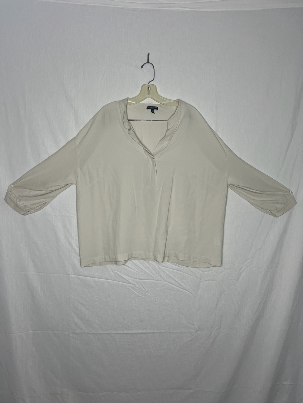 Eileen Fisher Lightweight V-Neck Boxy Blouse in Cream